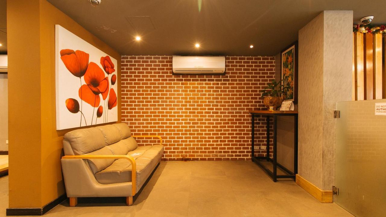 Guijo Suites Makati Makati City Exteriör bild