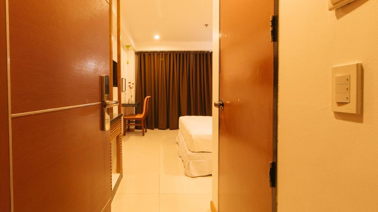Guijo Suites Makati Makati City Exteriör bild
