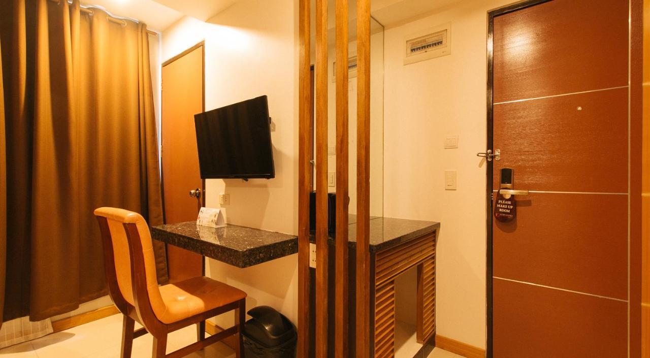 Guijo Suites Makati Makati City Exteriör bild